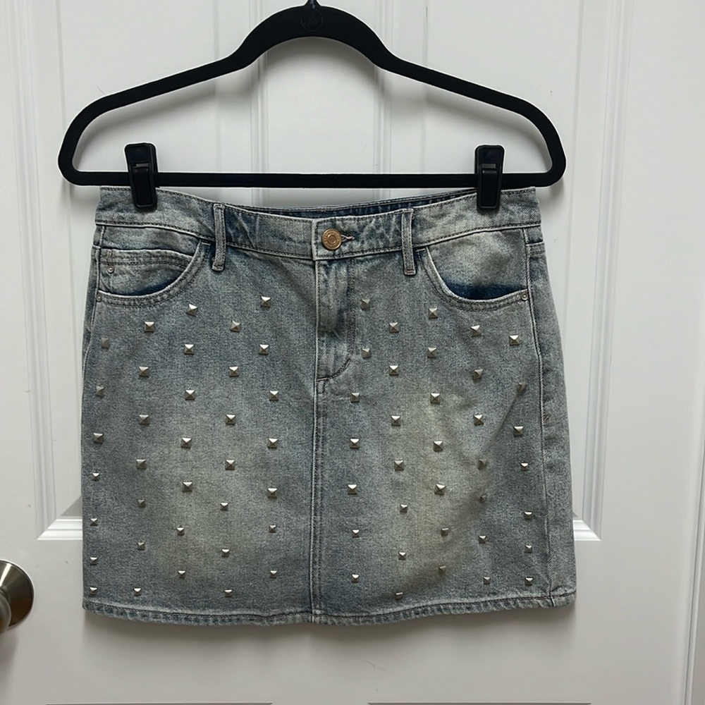 Skinny Girl Missy‎ Studded Denim Mini Skirt - 27